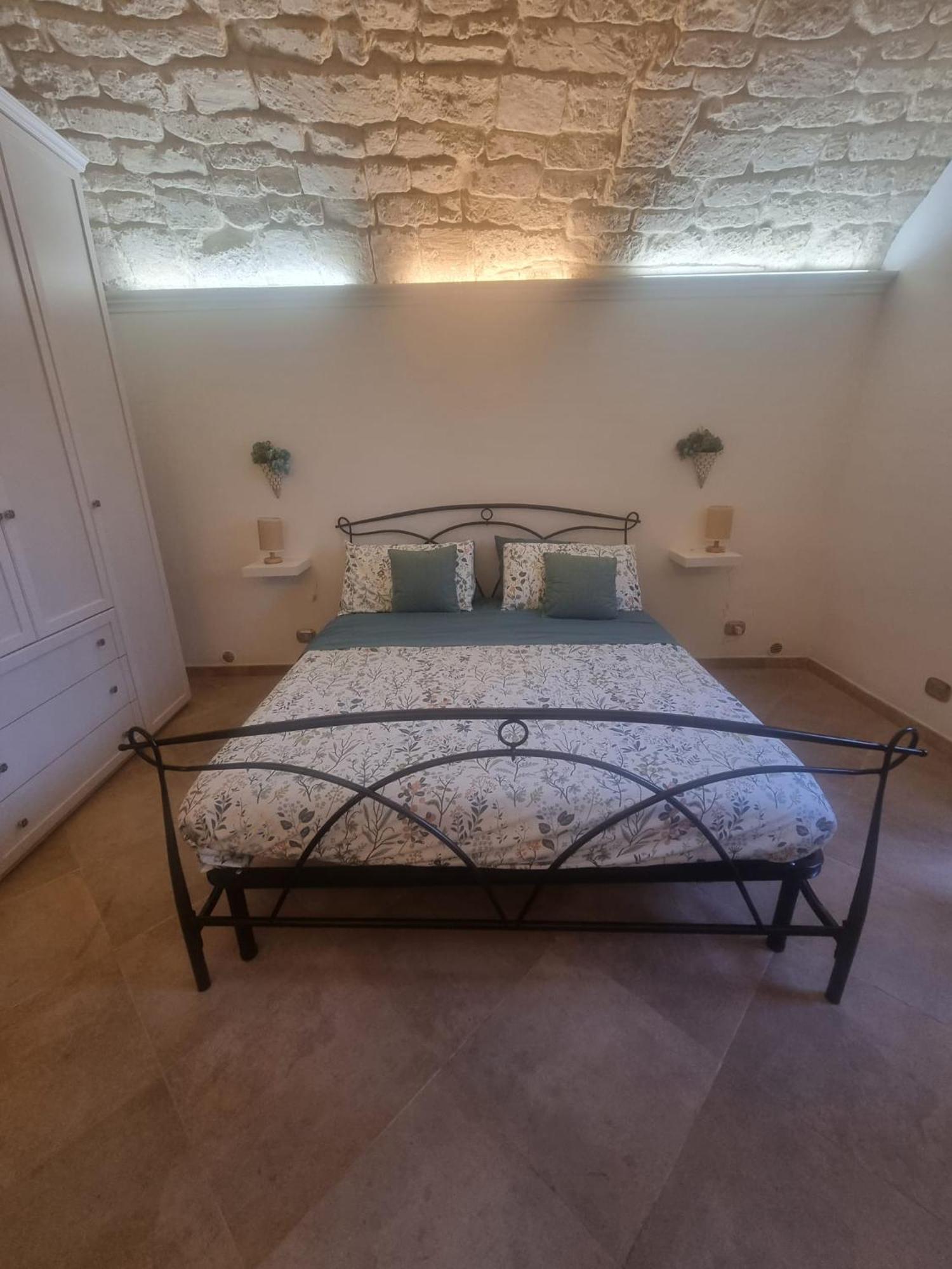 Domatio Melissa Hotel Sassari Kültér fotó